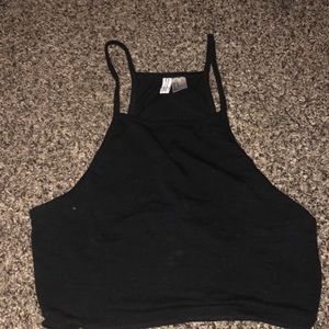 3 cropped tops